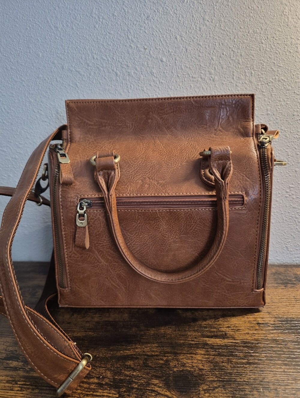 Cobbler Legend Genuine Leather Crossbody Satchel Handbag Purse Brown Like New